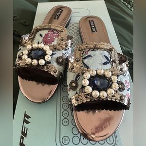 Peel toe flat sandals women’s 11.5